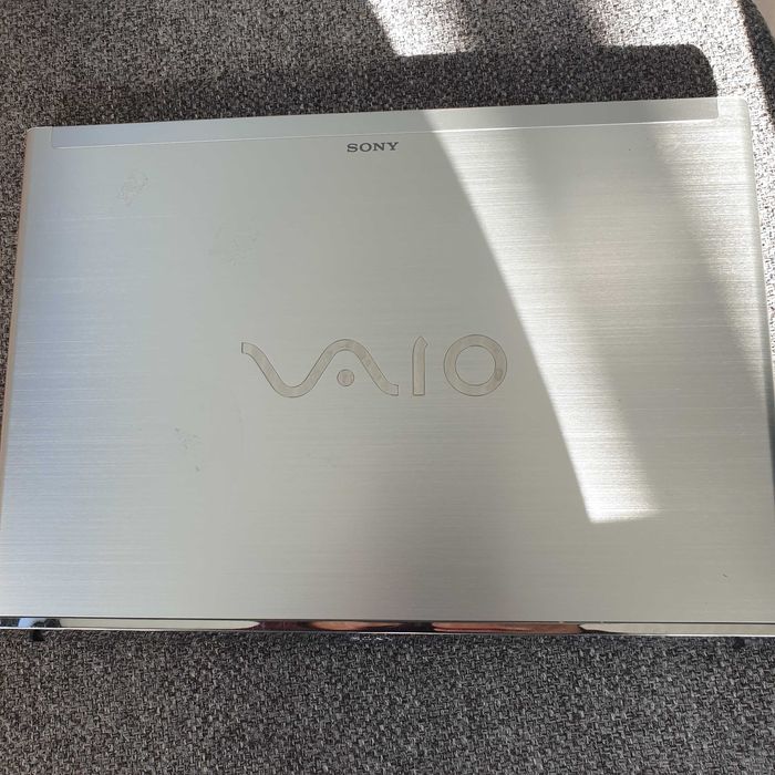 display slim 13.3" slim 40 pinos sony SVT131M, rest peças sob consulta