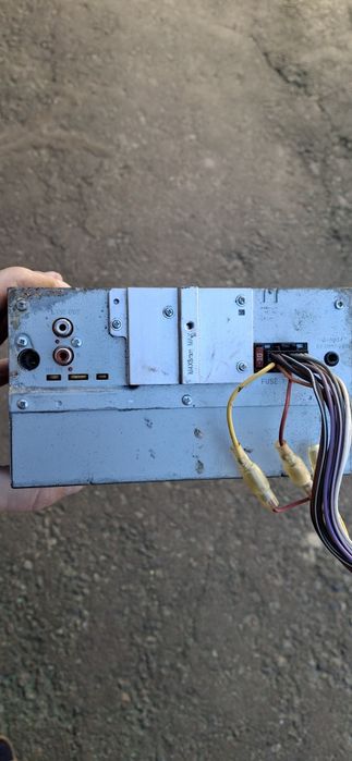 Магнитола JVC KW-R400