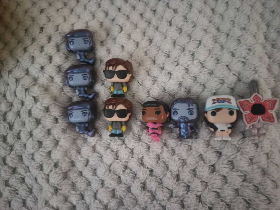 Figurki z stranger things