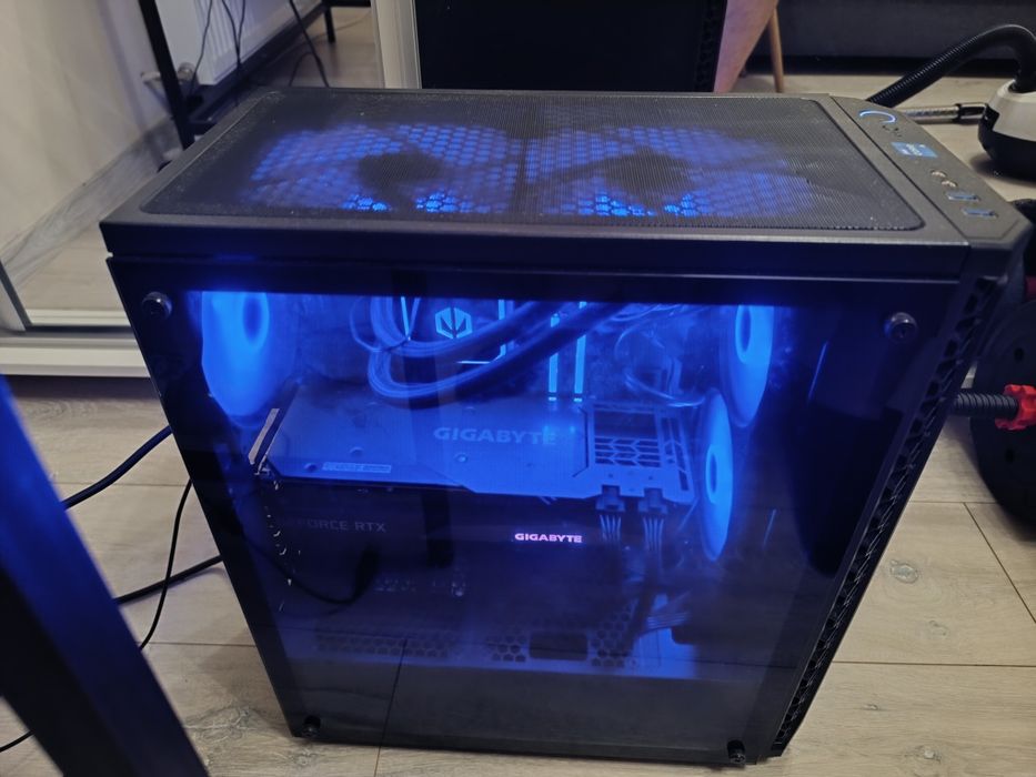 Komputer Stacjonarny i5-13600kf RX9070XT 32GB DDR4 2TB SSD M.2 +AIO240