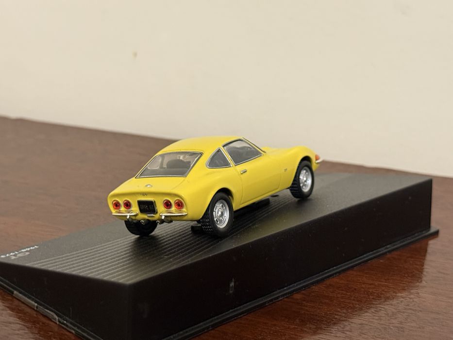 Opel Gt escala 1/43