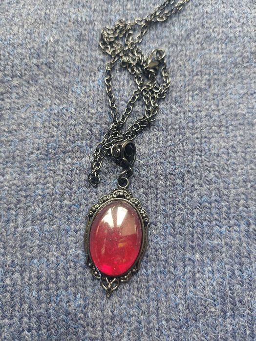 Женское колье ожерелье  Рубиновый овал