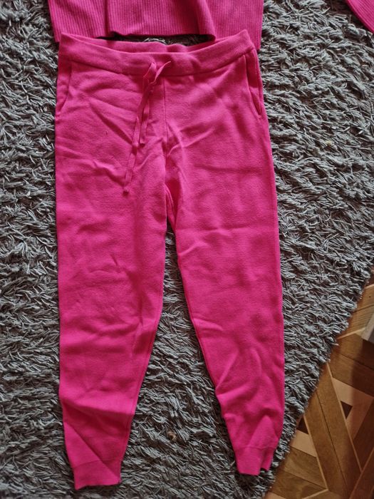 Продам новый женский костюм на флисе