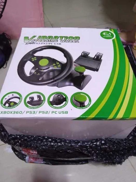 Продам игровой руль для компьютера и ps