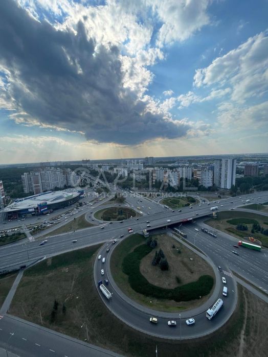 Продаж 3к квартира ЖК Метрополіс Голосіївський парк Іподром ВДНГ