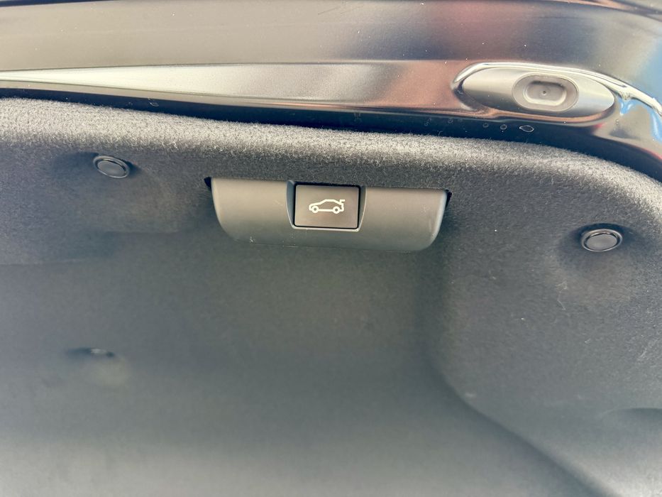 Toyota Camry Prestige Official 2024