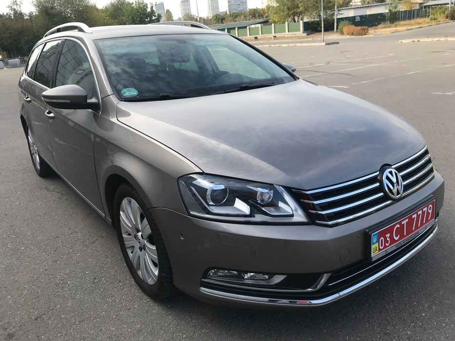 Volkswagen Passat B7 2.0TSI Variant HIGHLINE SPORT EDITION NAVI+, LED