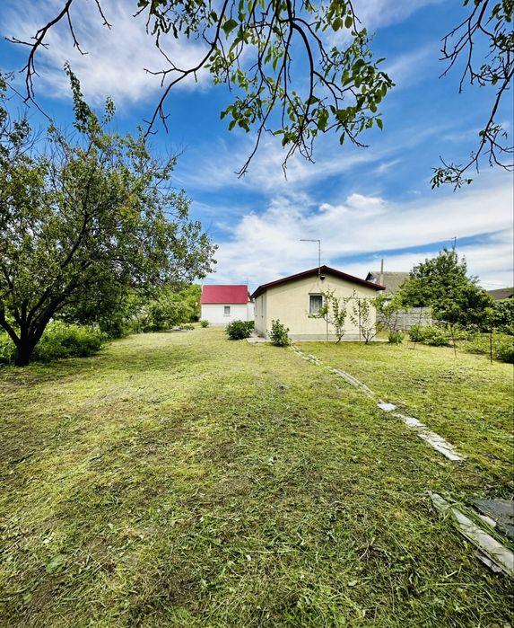 Продаж Двух Будинків на 8 сот 36 кв.м та 45 кв.м Генератор Центр міста