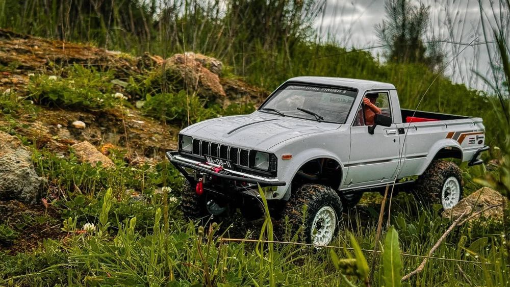 4 RC (RC4wd,  CrossRC,  FMS e Traxxas))