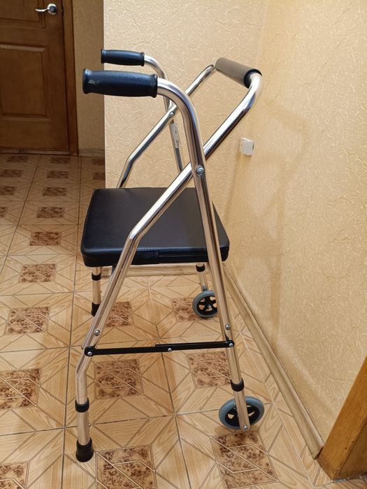 Ходунки для взрослых VH901