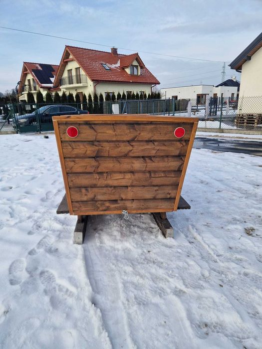 Sanie konne w wersji pudełko