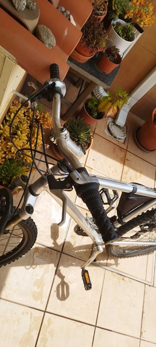 Bicicleta de Alumínio