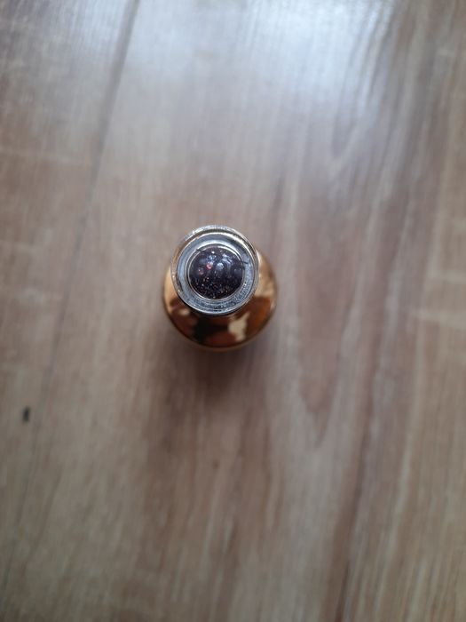 Lakiery hybrydowe palu Neonail