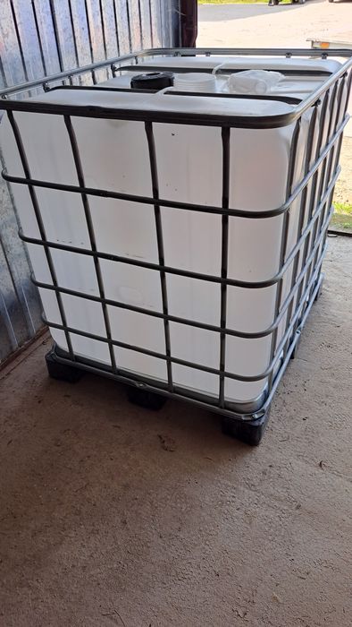 Zbiornik 1000l jak nowy