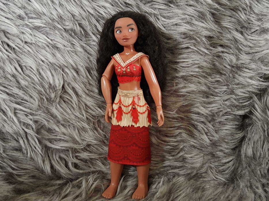 Lalka Barbie Vaiana śpiewająca Disney Store śpiewa Moana Skarb Oceanu