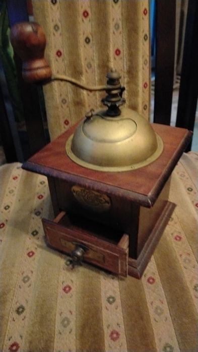 Młynek Stary drewniany