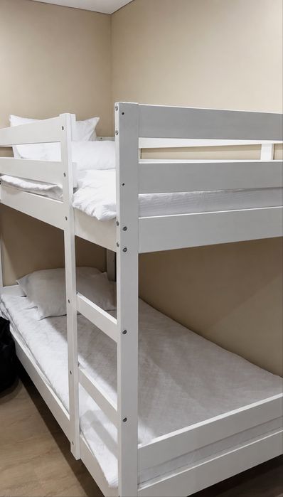 Cama beliche e colchões