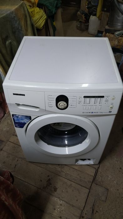 Продам стиральную машинку Samsung Diamond 7 кг.
