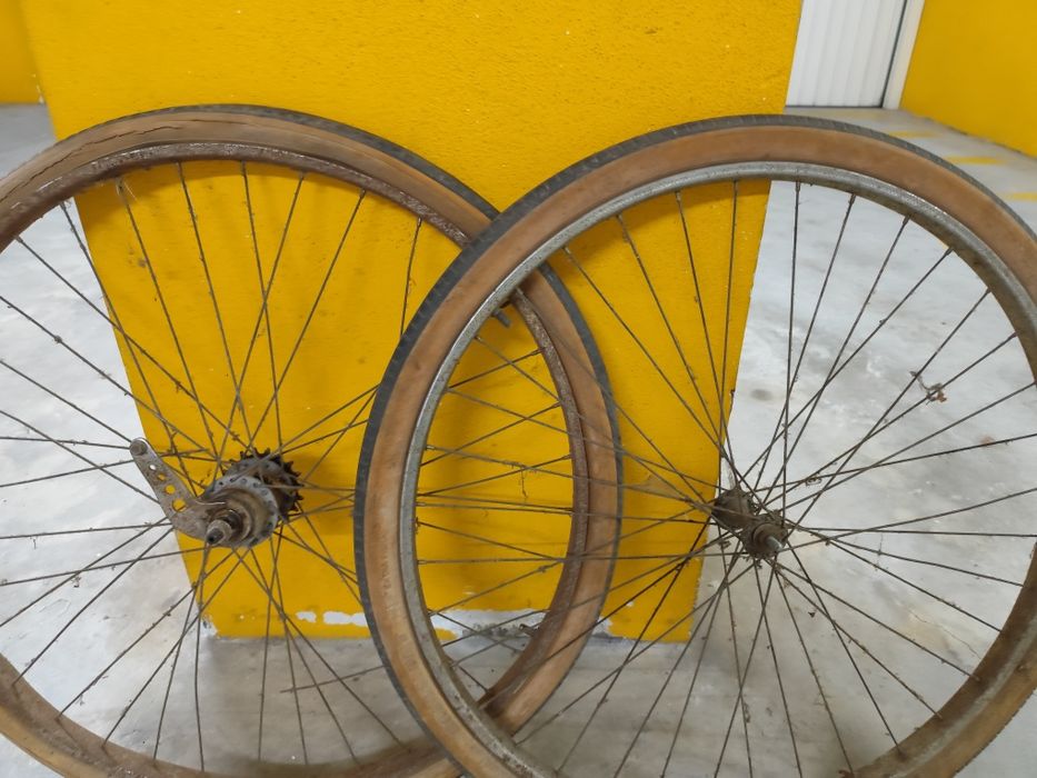 Rodas Antigas 29” para Restauro