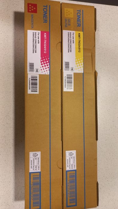Toner Mangenta e amarelo novos em caixa