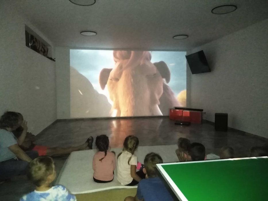 Pokoje apartamenty noclegi wczasy nad morzem basen sauna jacuzzi