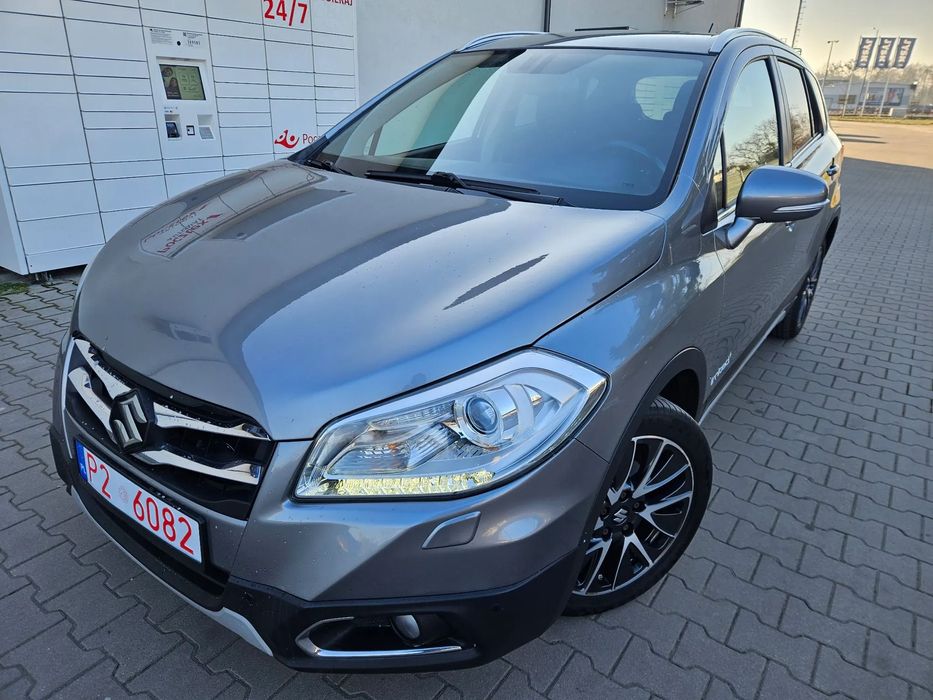 Suzuki SX4 S-Cross Bixenon,  radar, nawi , kamera , 92tys.km przebieg!!