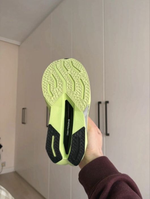 Sapatilhas New Balance  FullCell SuperComp 36,5 Novo