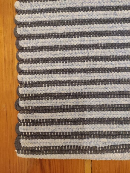 Tapete em tapeçaria como novo