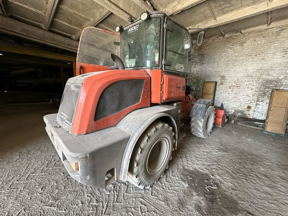 Фронтальний навантажувач Everun ER2500F