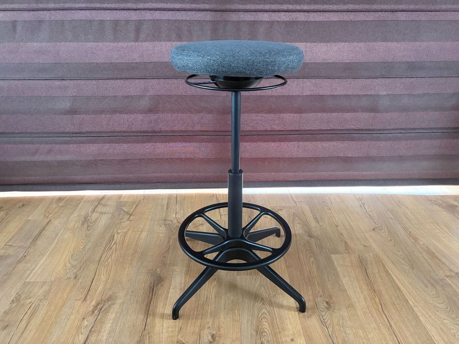 IKEA LIDKULLEN ciemnoszary – stołek mało używany, wysyłka / odbiór os.