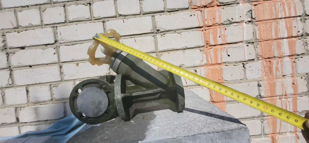 Задвижка фланцевая пластиковая D-32