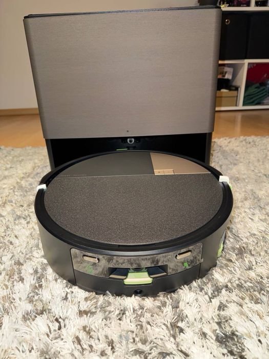 Робот-пилосос iRobot