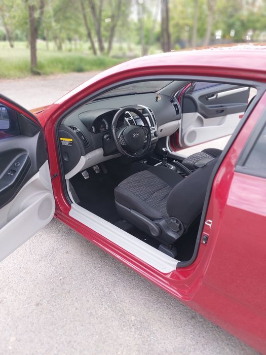 Продам авто Kia ceed