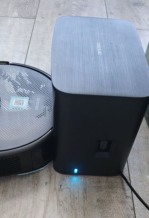 Robot sprzątający Cecotec Conga Y50 X-Treme z bazą opróżniającą 5000 P