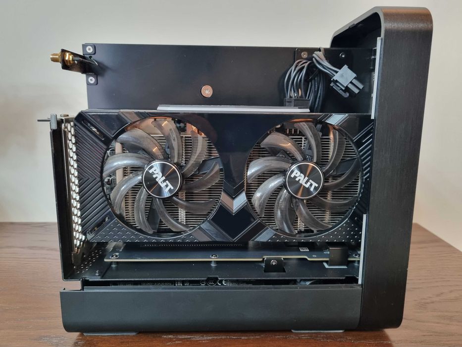 Zotac Zbox Magnus One i7-10700 RTX 2060 6GB RAM 16 DDR4 SSD 1TB WIN 11 PL Gwarancja 12 MC