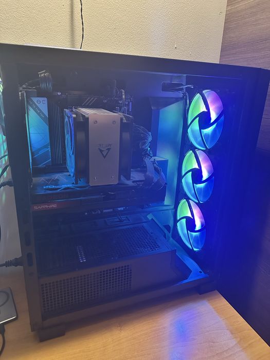 Komputer Ryzen 7800x3d, Amd 7800xt, 32GB Ramu, 2TB SSD