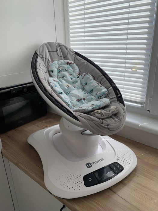 Заколисуючий центр 4moms mamaRoo