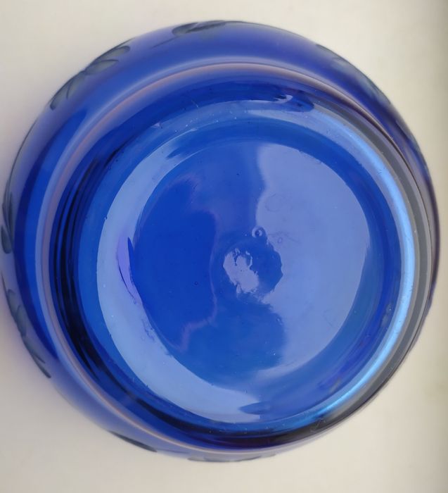 Салатница Фиалки кобальтовое стекло