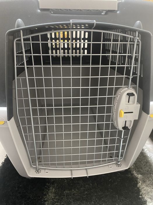 Vendo jaula de transporte para caes