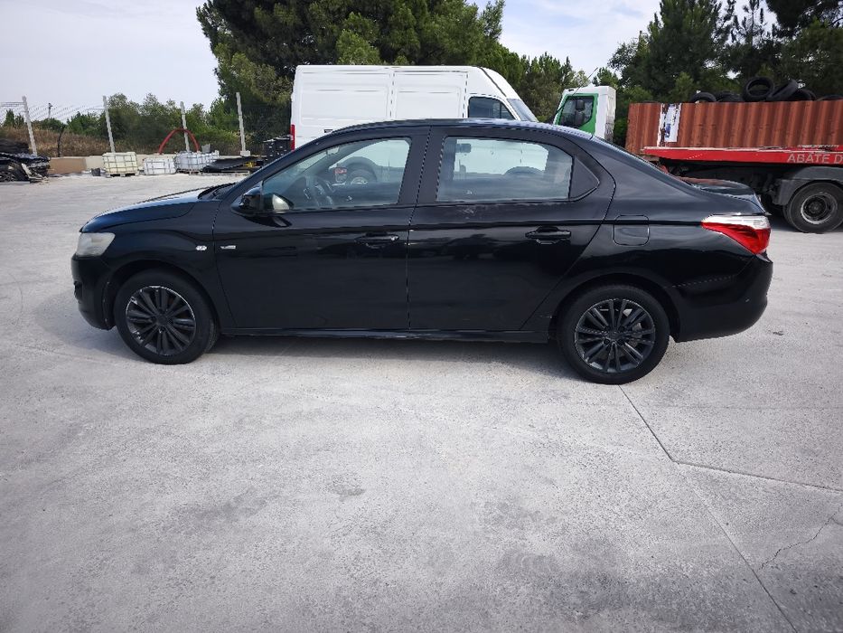 Citroen  c4 elysee 1.6 HDI avariado