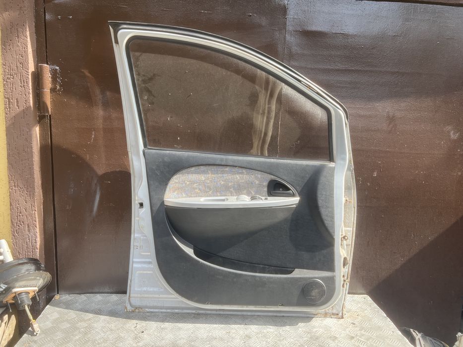Дверь водителя в сборе Чана бенни chana benni