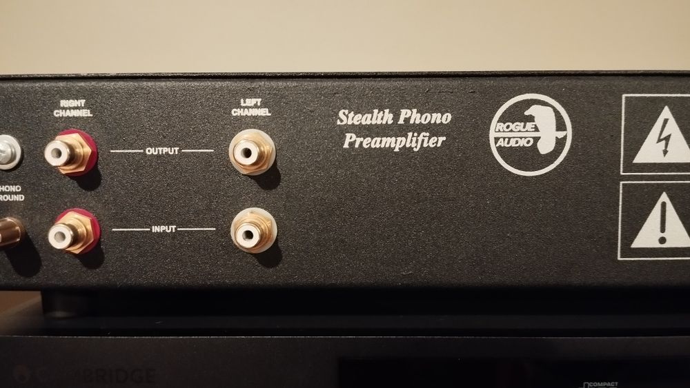 Vendo preamplifier phono Rogue Audio