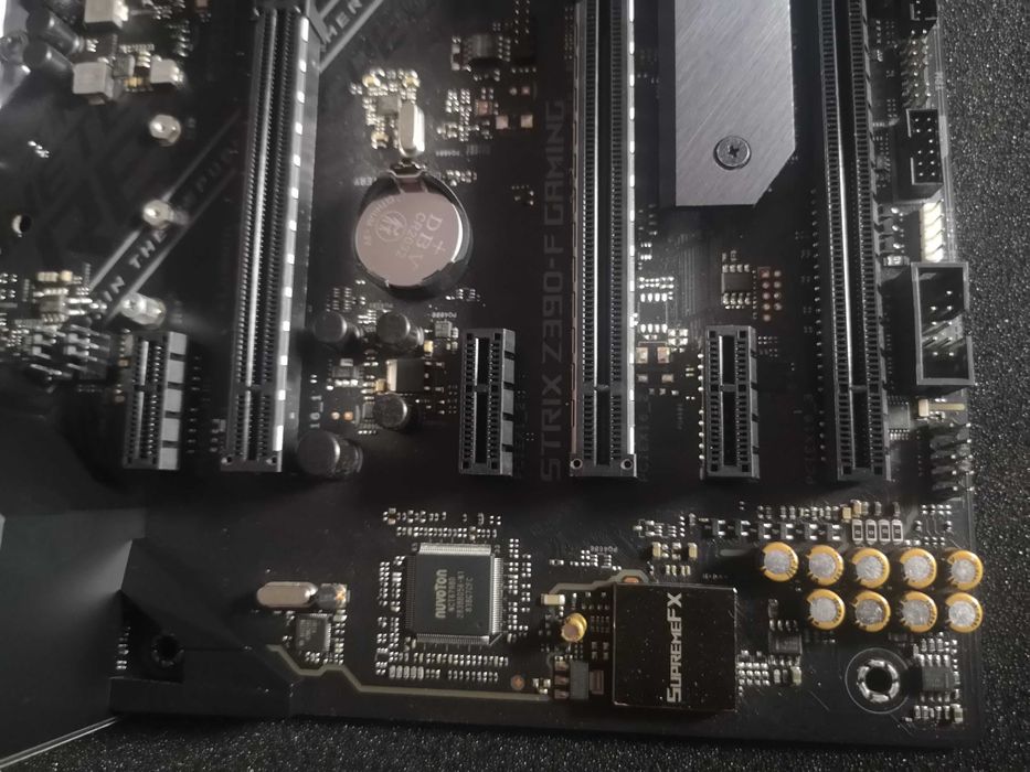 Płyta główna ATX Asus ROG STRIX Z390-F GAMING