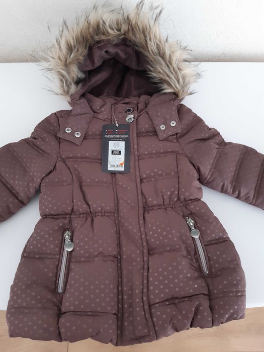 Продам теплу курточку для дівчинки