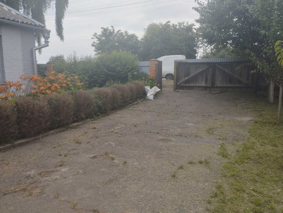 Продаю будинок в смт Рокитне