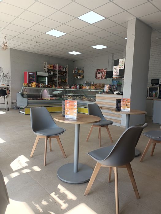 Суборенда Приміщення з ремонтом  Фасад ЖК Варшавський