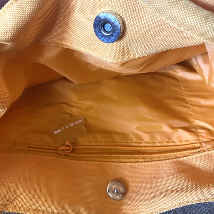 Bolsa laranja da Agatha Ruiz de la Prada