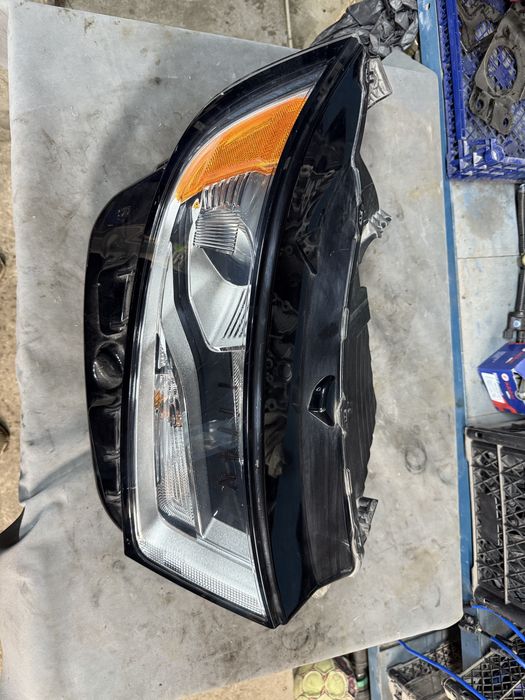 Фары правая ford edge titanium с ксеноном форд едж 15-18 год