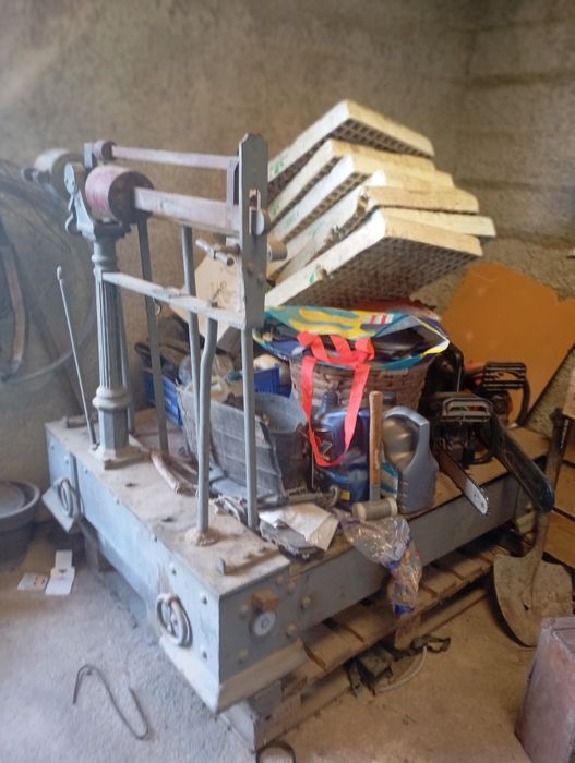 Vendo balança antiga