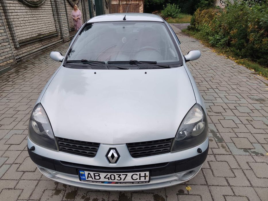 Renault Clio Symbol 2004